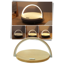 Carica l'immagine nel visualizzatore di Gallery, Lampada da tavolo e caricabatterie wireless - Ozerty
