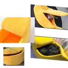 Load image into Gallery viewer, Letto per animali a forma di banana - Ozerty