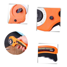 Load image into Gallery viewer, Taglierina a rullo per tessuti con cinque lame da 45 mm - Ozerty