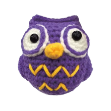 Load image into Gallery viewer, Kit di Animali all'Uncinetto per Principianti -Gufo viola - Ozerty