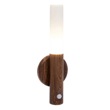 Carica l'immagine nel visualizzatore di Gallery, Luce a Torcia Ricaricabile con Sensore di Movimento -Colore scuro - Ozerty