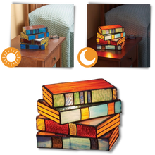 Load image into Gallery viewer, Lampada a libri impilati senza tempo - Ozerty