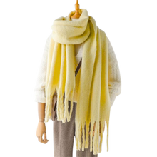 Load image into Gallery viewer, Sciarpa da donna Cozy Elegance -Giallo d'oca - Ozerty