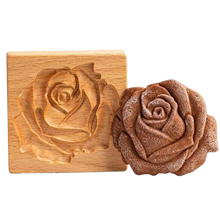 Load image into Gallery viewer, Stampo tagliabiscotti in legno
