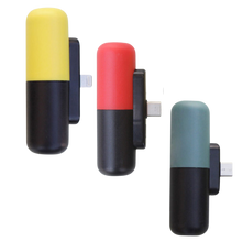 Carica l&#39;immagine nel visualizzatore di Gallery, Mini power-bank portatile a forma di capsula - Ozerty
