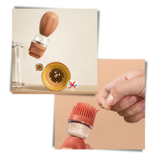 Load image into Gallery viewer, Bottiglia di olio in vetro con pennello
