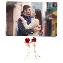 Carica l&#39;immagine nel visualizzatore di Gallery, Orecchini con nappe rosa - Ozerty
