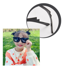 Carica l&#39;immagine nel visualizzatore di Gallery, Occhiali da sole pixel alla moda - Ozerty
