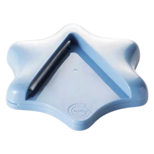 Carica l'immagine nel visualizzatore di Gallery, Apribottiglie sotto il mobile
