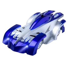 Carica l&#39;immagine nel visualizzatore di Gallery, Auto RC da arrampicata su parete
