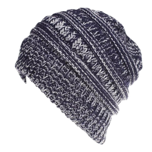 Load image into Gallery viewer, Berretto per coda e chignon
