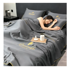 Load image into Gallery viewer, Copripiumino in morbida seta di ghiaccio -Grigio Antico/150X200 cmGrigio Antico/180X220 cmGrigio Antico/200X230 cm - Ozerty
