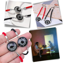 Load image into Gallery viewer, Braccialetti a Distanza Attivati dalla Luce - Ozerty
