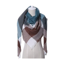 Load image into Gallery viewer, Sciarpa in cashmere a quadri effetto mohair -Roma - Ozerty
