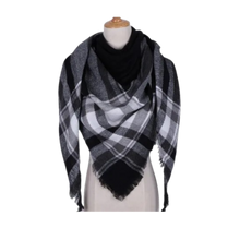 Load image into Gallery viewer, Sciarpa in cashmere a quadri effetto mohair -Vienna - Ozerty
