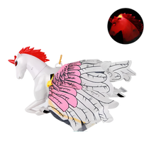 Carica l&#39;immagine nel visualizzatore di Gallery, Uccello volante simulato per gatti -Pegaso Musicale  - Ozerty
