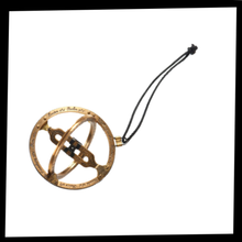 Carica l&#39;immagine nel visualizzatore di Gallery, Orologio solare da tasca di precisione - Ozerty
