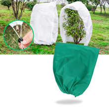 Load image into Gallery viewer, Copertura a Isolamento Termico per Piante da Esterno - Ozerty
